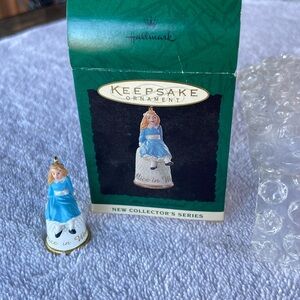 Hallmark Keepsake Ornament 1995 Alice in Wonderland